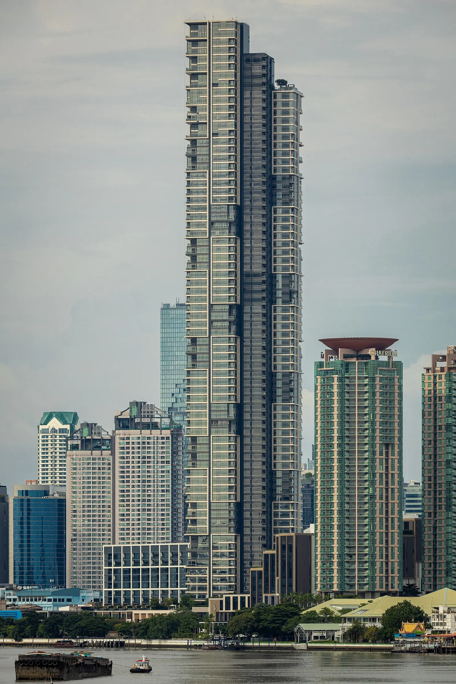 Four Seasons Private Residences Bangkok
